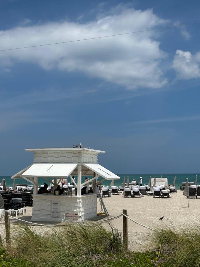 Fontainebleau Miami Beach,Tresor Exterior photo
